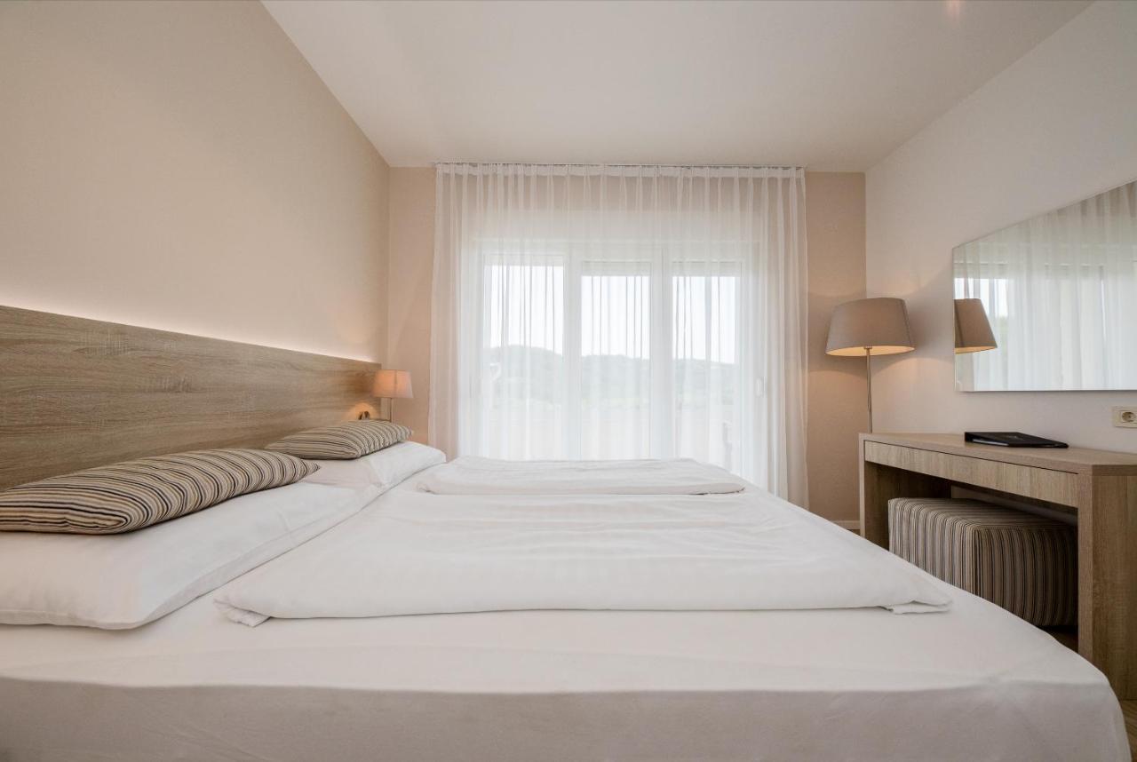 B&B Vila Sabbia Lopar Exteriör bild